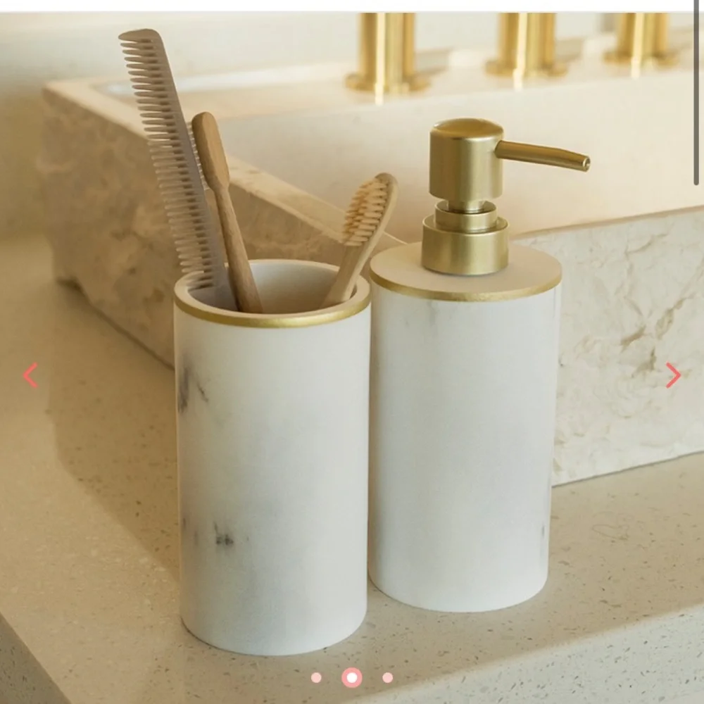 🔥3/45🔥 NWT 2 piece bath set